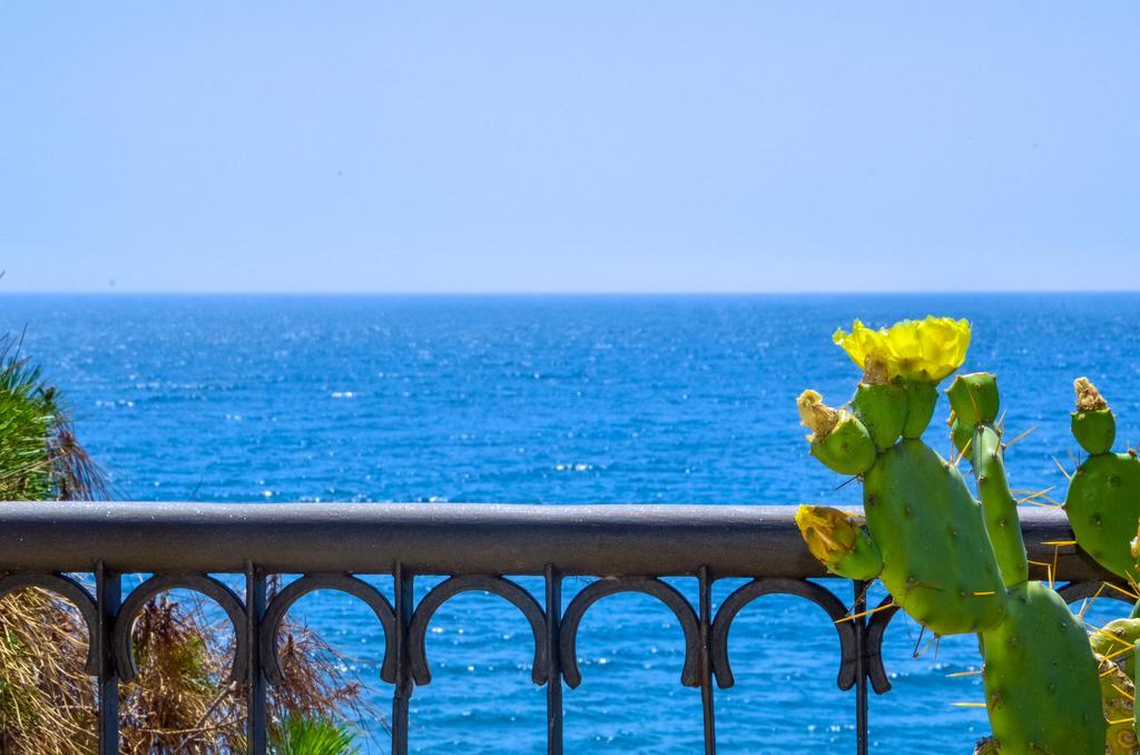 Casa Di Mare Barabba Villa Santa Teresa Di Riva Room photo